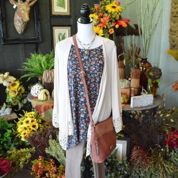 Rhinestones & Roses Floral & Boutique